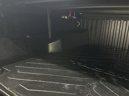 Used 2019 Toyota Tacoma SR5 image 27