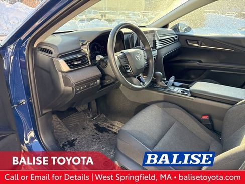 Used 2025 Toyota Camry LE w/ Convenience Package image 24