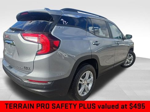 Certified 2023 GMC Terrain SLE w/ Driver Convenience Package AWD/4WD image 5