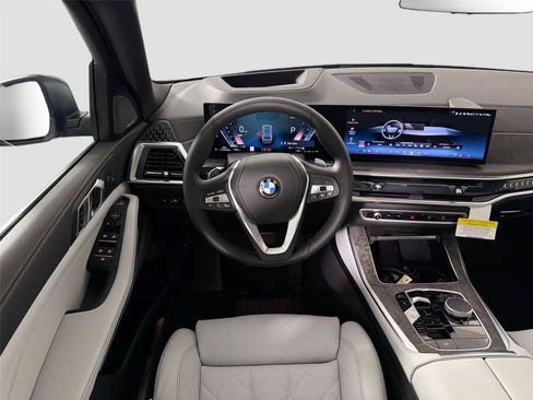 New 2026 BMW X5 xDrive40i w/ Climate Comfort Package AWD/4WD image 22