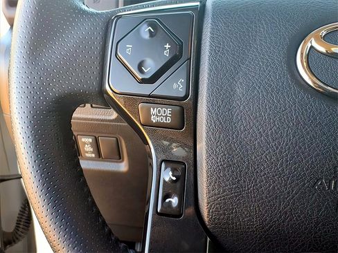 Used 2021 Toyota 4Runner Nightshade image 17