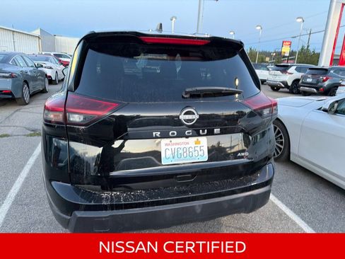 Certified 2026 Nissan Rogue SV AWD/4WD image 13
