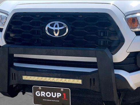 Used 2021 Toyota Tacoma SR w/ SR Convenience Package RWD image 30