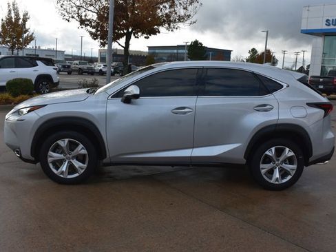 Used 2017 Lexus NX 200t FWD image 9