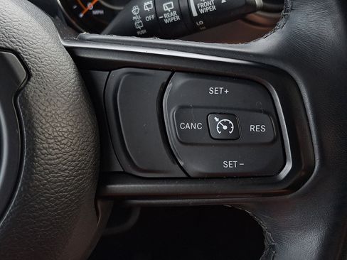 Certified 2022 Jeep Wrangler Unlimited Sport AWD/4WD image 23