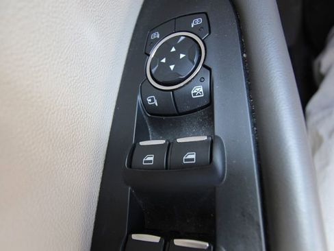 Used 2019 Lincoln Nautilus Reserve image 22