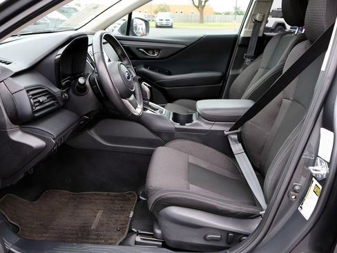 Used 2025 Subaru Outback Premium AWD/4WD image 30