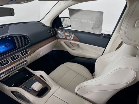 Certified 2026 Mercedes-Benz GLE 450 GLE 450 image 30