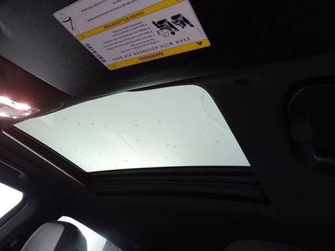 Used 2020 Mercedes-Benz GLE 350 image 10