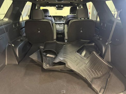 Used 2020 Hyundai Palisade Limited AWD/4WD image 28