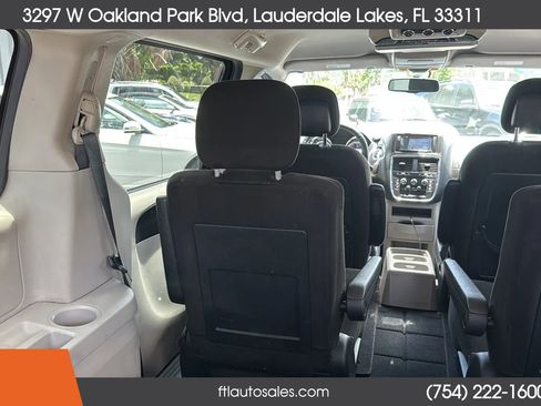 Used 2016 Dodge Grand Caravan SE w/ Quick Order Package 29E SE image 46