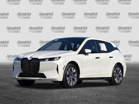 Used 2026 BMW iX xDrive45 image 9
