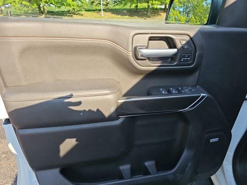Used 2022 GMC Sierra 1500 AT4 w/ AT4 Premium Package AWD/4WD image 19