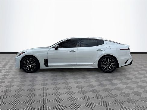 Used 2022 Kia Stinger GT-Line w/ Sun & Sound Package image 9
