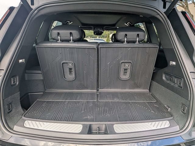 New 2027 Cadillac Vistiq Premium Luxury AWD/4WD image 12