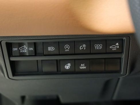 Used 2022 Toyota Tundra 1794 Edition image 30