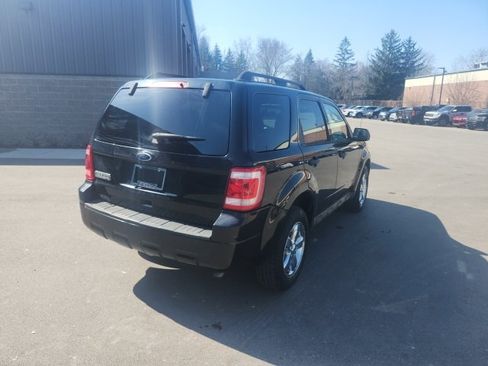 Used 2010 Ford Escape XLT image 5