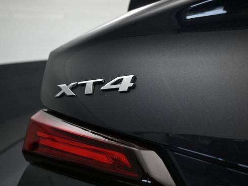 Used 2023 Cadillac XT4 Luxury FWD image 34