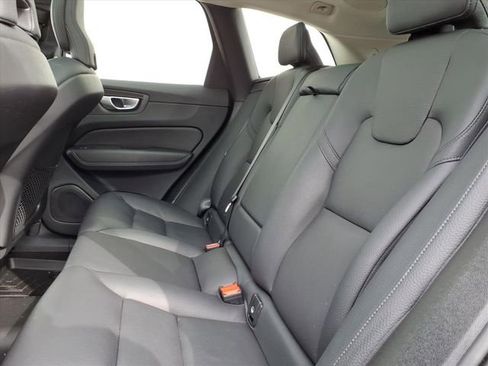 Used 2024 Volvo XC60 B5 Plus AWD/4WD image 16