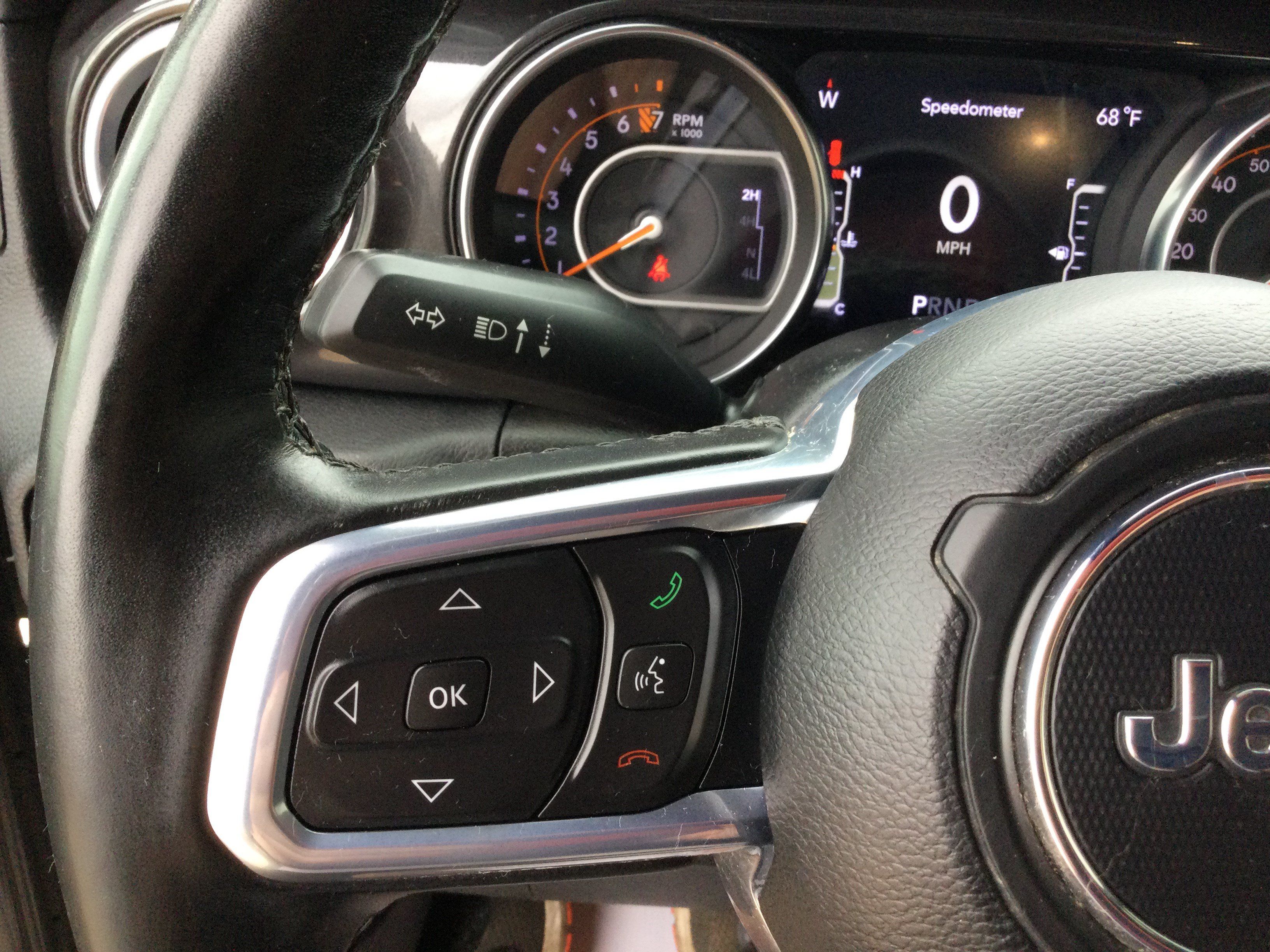 Used 2020 Jeep Wrangler Unlimited Sahara AWD/4WD image 17