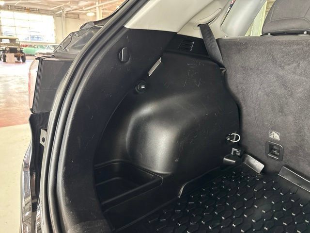 Used 2018 Jeep Compass Sport w/ Tech Group AWD/4WD image 39