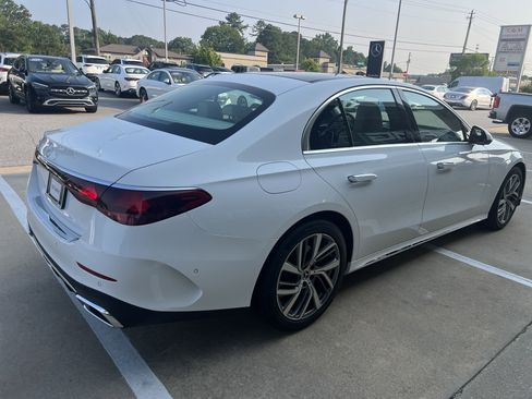 New 2025 Mercedes-Benz E 350 Sedan image 9