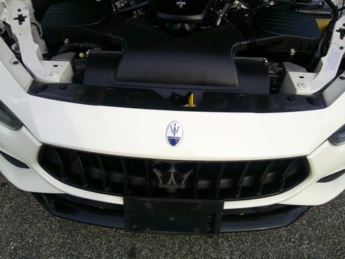 Used 2022 Maserati Ghibli Modena Q4 AWD/4WD image 89