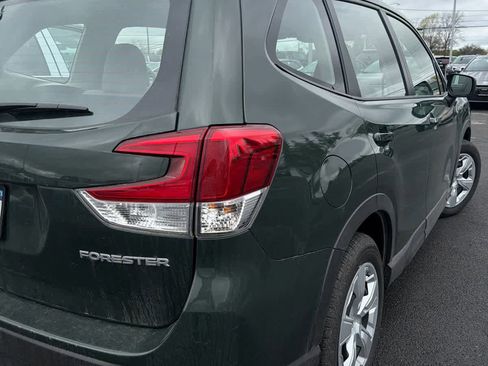 Used 2023 Subaru Forester AWD/4WD image 4