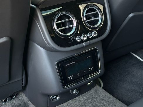 Used 2023 Bentley Bentayga Speed image 37