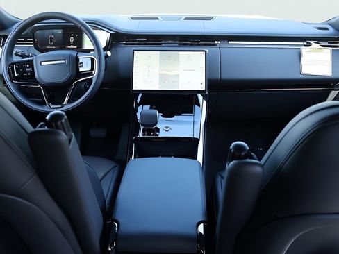 New 2025 Land Rover Range Rover Sport Dynamic SE AWD/4WD image 12