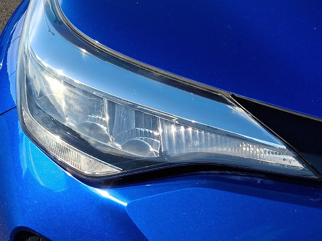 Certified 2020 Toyota C-HR LE FWD image 35