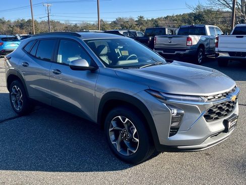 New 2026 Chevrolet Trax LT image 7