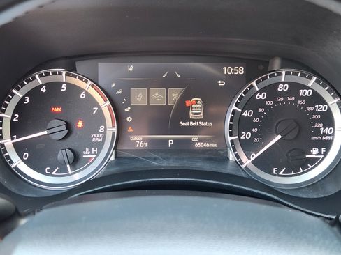 Used 2023 Toyota Highlander LE AWD/4WD image 10