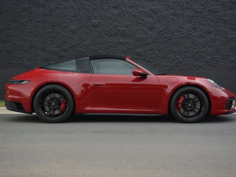 Certified 2024 Porsche 911 Targa 4 GTS AWD/4WD image 8
