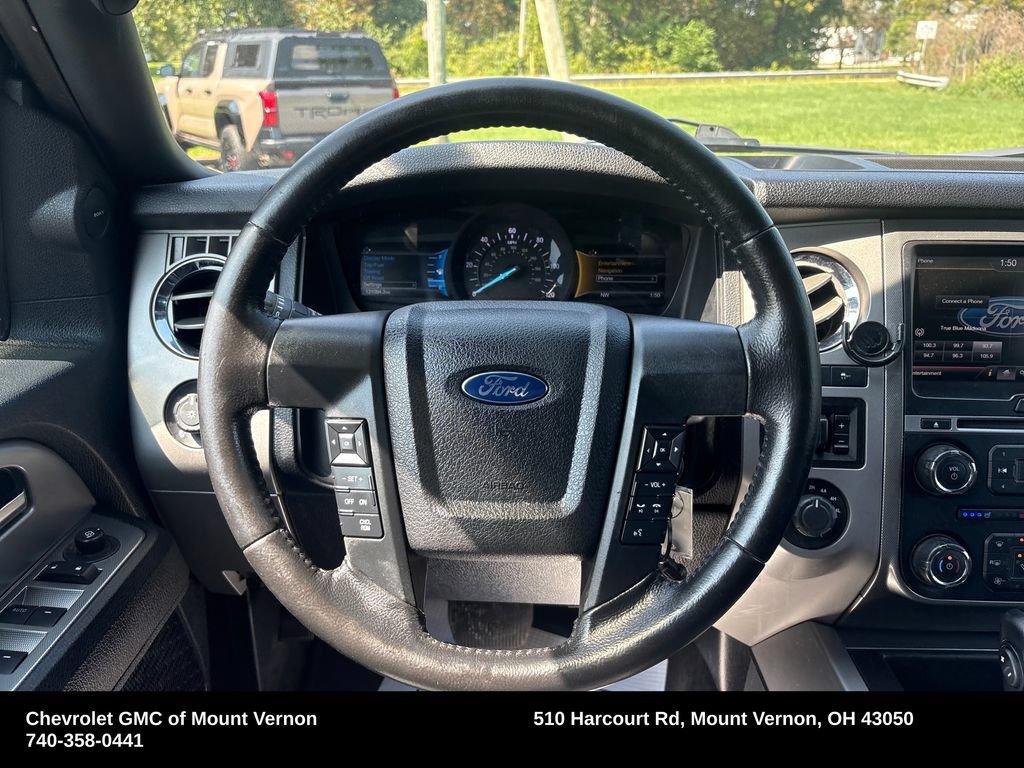 Used 2015 Ford Expedition EL XLT w/ Equipment Group 202A AWD/4WD image 18