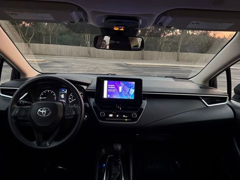 Used 2023 Toyota Corolla LE image 25