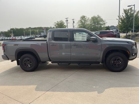 New 2025 Nissan Frontier PRO-4X image 8