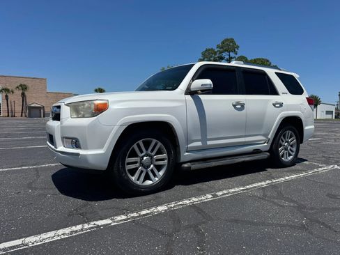 Used 2011 Toyota 4Runner Limited RWD image 2