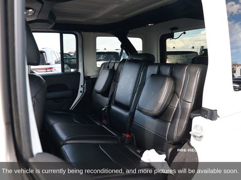 Used 2021 Jeep Wrangler Unlimited Sahara w/ Cold Weather Group image 12