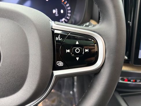 Used 2026 Volvo XC60 B5 Plus w/ Protection Package Premier image 15