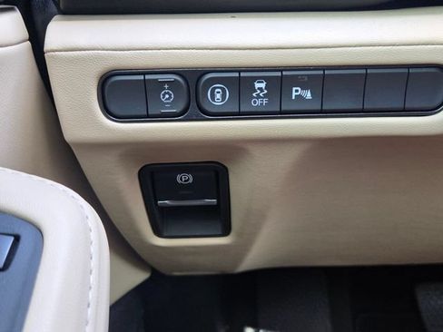 Certified 2025 Acura MDX FWD w/ Technology Package image 27