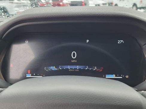 Used 2023 Jeep Grand Cherokee Limited w/ Luxury Tech Group II image 30