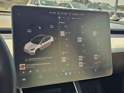 Used 2020 Tesla Model Y Performance AWD/4WD image 22