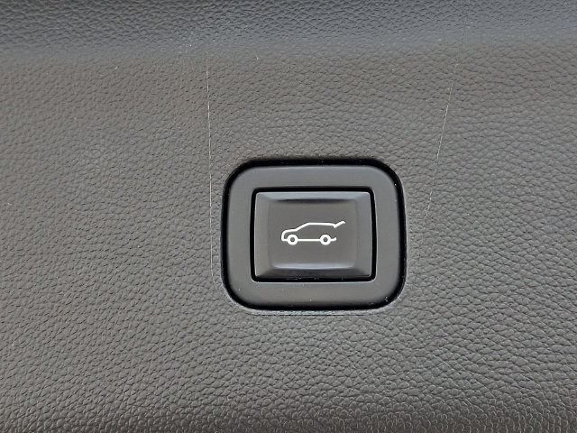 Used 2023 Buick Enclave Essence w/ Experience Buick Package AWD/4WD image 32