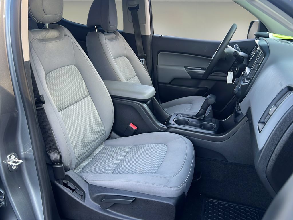 Used 2018 Chevrolet Colorado W/T RWD image 17