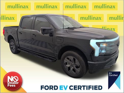 Used 2023 Ford F150 Lightning Lariat w/ Tow Technology Package image 1