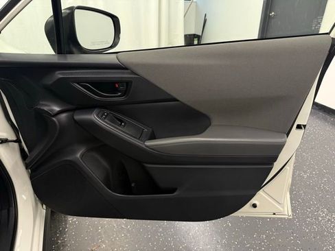 Used 2024 Subaru Crosstrek 2.0i Premium image 9