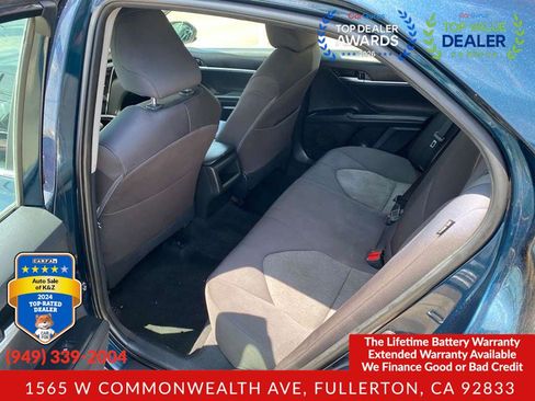 Used 2018 Toyota Camry LE FWD image 20