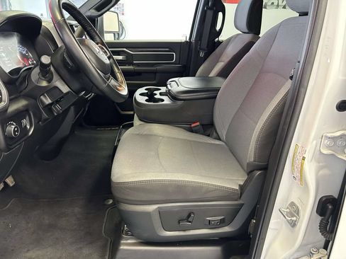 Used 2024 RAM 2500 Big Horn AWD/4WD image 19