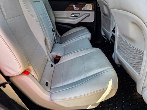 Used 2023 Mercedes-Benz GLS 450 GLS 450 image 46